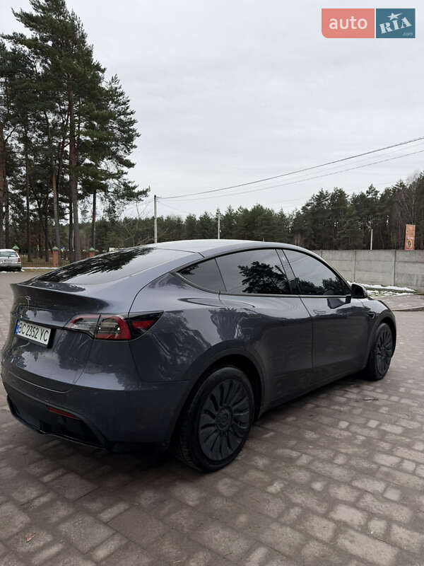 Внедорожник / Кроссовер Tesla Model Y 2021 в Львове