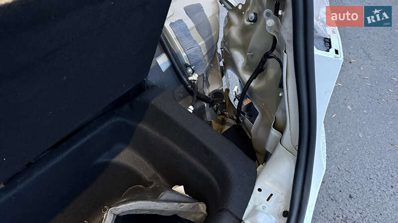 Внедорожник / Кроссовер Tesla Model Y 2024 в Луцке фото 24 Внедорожник / Кроссовер Tesla Model Y 2024 в Луцке