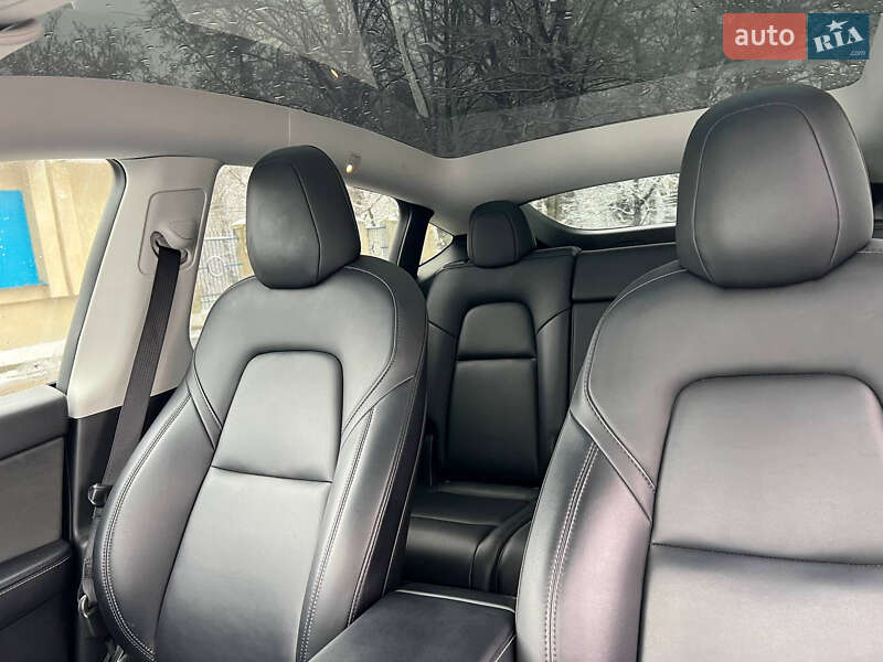 Внедорожник / Кроссовер Tesla Model Y 2021 в Тернополе фото 40 Внедорожник / Кроссовер Tesla Model Y 2021 в Тернополе