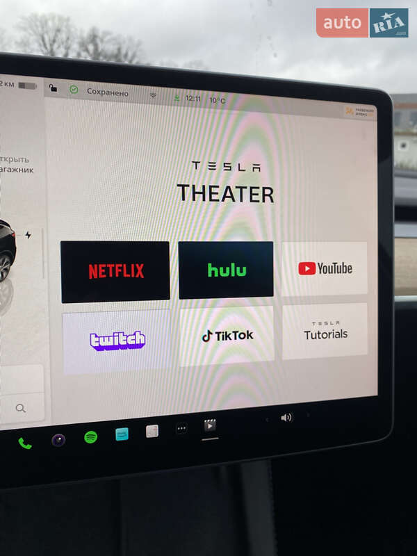 Позашляховик / Кросовер Tesla Model Y 2024 в Києві