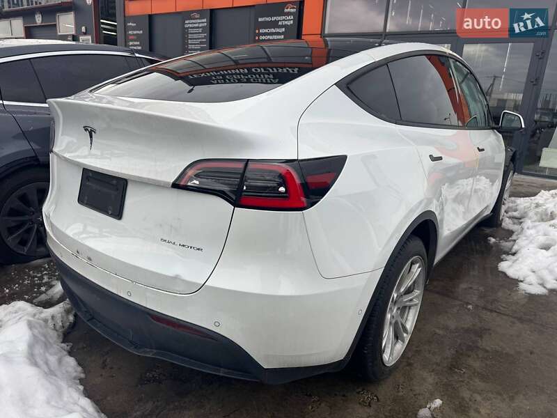 Позашляховик / Кросовер Tesla Model Y 2020 в Львові