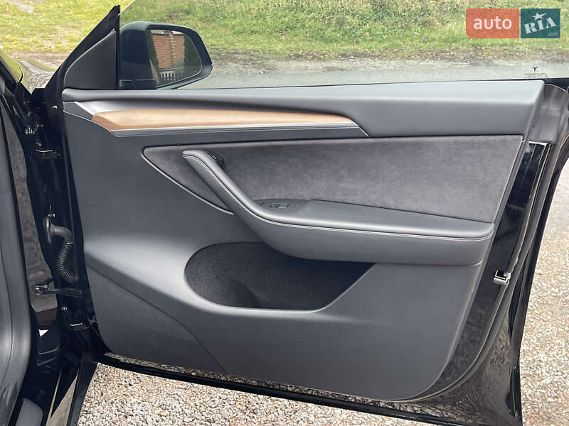 Внедорожник / Кроссовер Tesla Model Y 2023 в Виннице фото 21 Внедорожник / Кроссовер Tesla Model Y 2023 в Виннице