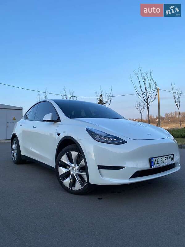 Tesla Model Y 2021 Tesla Model Y 2021