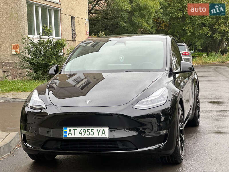 Позашляховик / Кросовер Tesla Model Y 2021 в Коломиї
