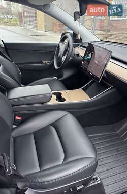 Позашляховик / Кросовер Tesla Model Y 2020 в Львові