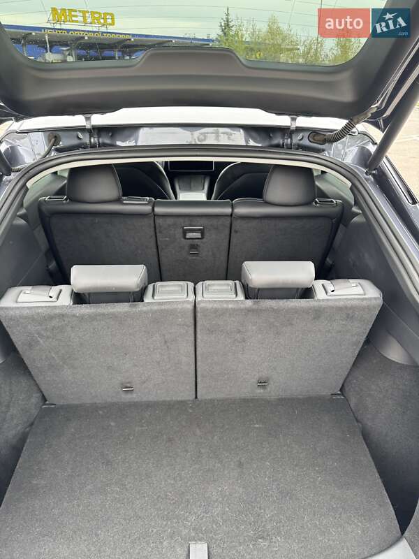 Позашляховик / Кросовер Tesla Model Y 2022 в Івано-Франківську