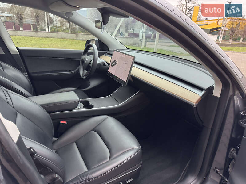 Внедорожник / Кроссовер Tesla Model Y 2020 в Луцке фото 26 Внедорожник / Кроссовер Tesla Model Y 2020 в Луцке