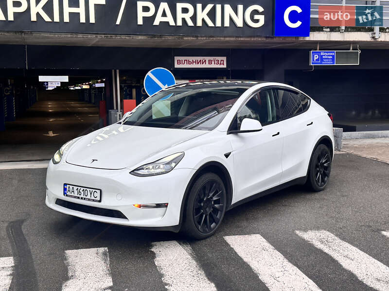 Tesla Model Y 2023 Tesla Model Y 2023