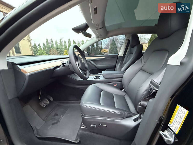 Внедорожник / Кроссовер Tesla Model Y 2023 в Днепре