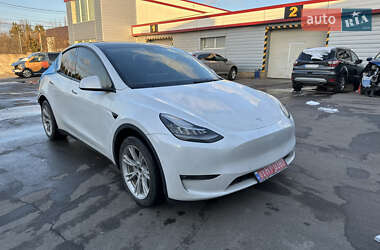 Позашляховик / Кросовер Tesla Model Y 2021 в Рівному