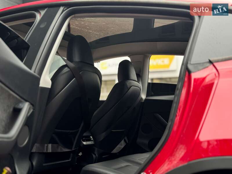 Внедорожник / Кроссовер Tesla Model Y 2023 в Киеве фото 16 Внедорожник / Кроссовер Tesla Model Y 2023 в Киеве