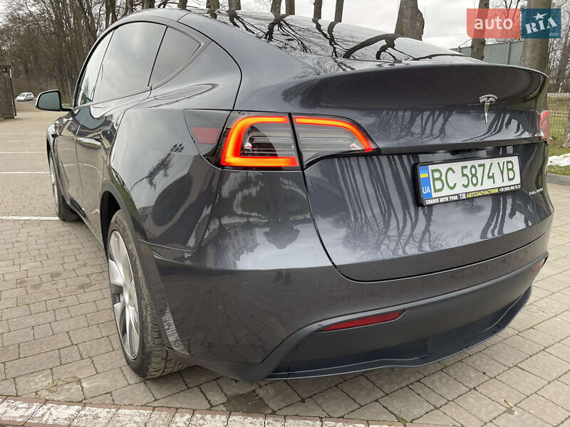 Позашляховик / Кросовер Tesla Model Y 2023 в Львові фото 15 Позашляховик / Кросовер Tesla Model Y 2023 в Львові