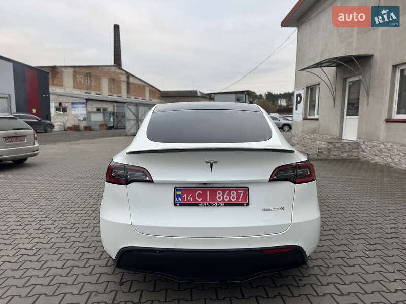 Позашляховик / Кросовер Tesla Model Y 2022 в Луцьку фото 6 Позашляховик / Кросовер Tesla Model Y 2022 в Луцьку