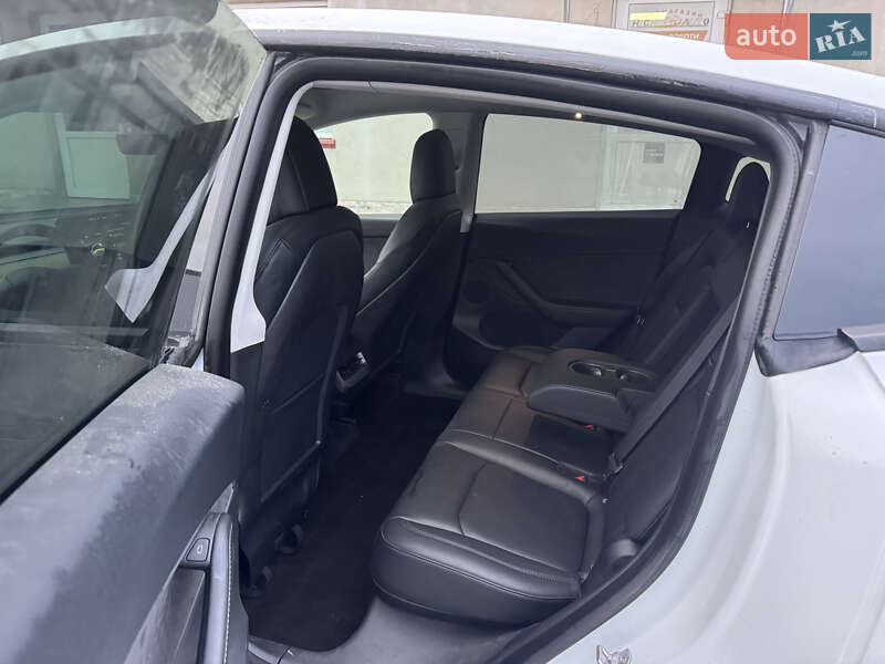 Позашляховик / Кросовер Tesla Model Y 2022 в Луцьку фото 27 Позашляховик / Кросовер Tesla Model Y 2022 в Луцьку