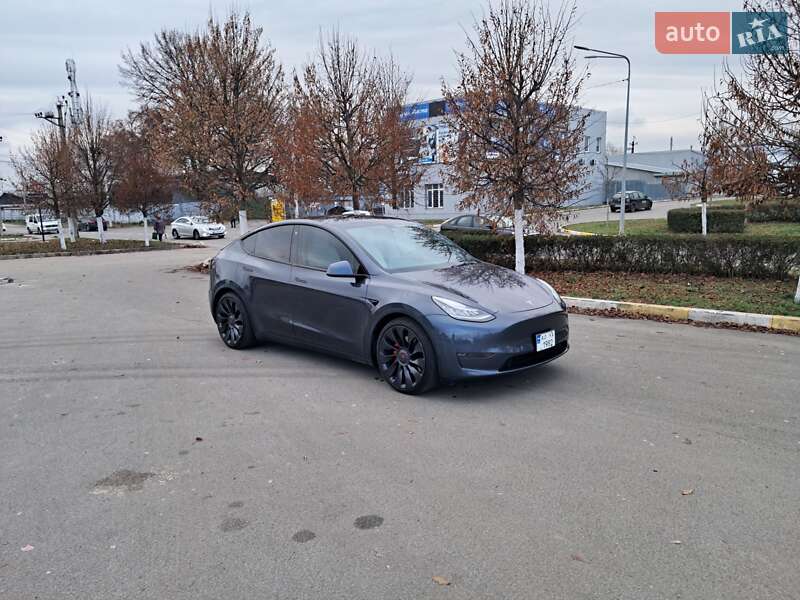 Внедорожник / Кроссовер Tesla Model Y 2020 в Буче