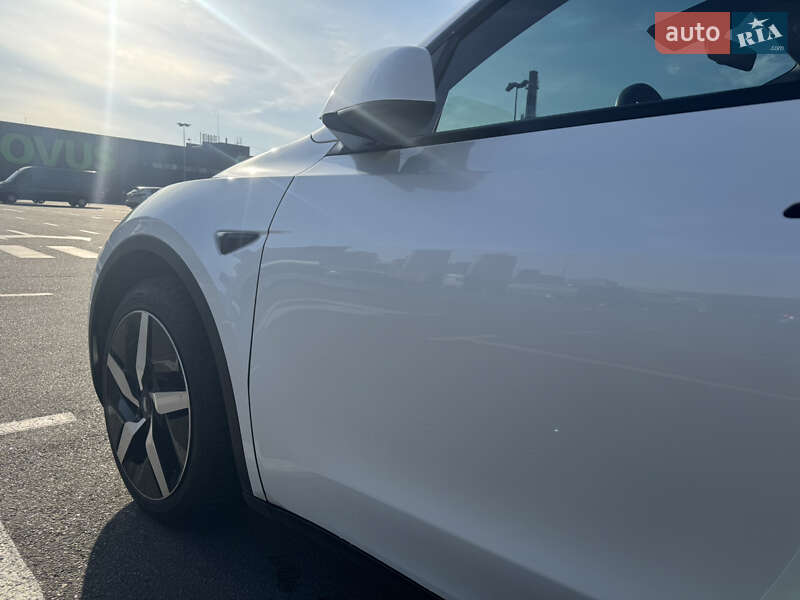 Внедорожник / Кроссовер Tesla Model Y 2023 в Киеве фото 6 Внедорожник / Кроссовер Tesla Model Y 2023 в Киеве