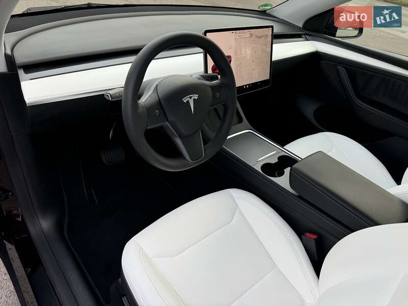 Позашляховик / Кросовер Tesla Model Y 2024 в Ковелі фото 14 Позашляховик / Кросовер Tesla Model Y 2024 в Ковелі