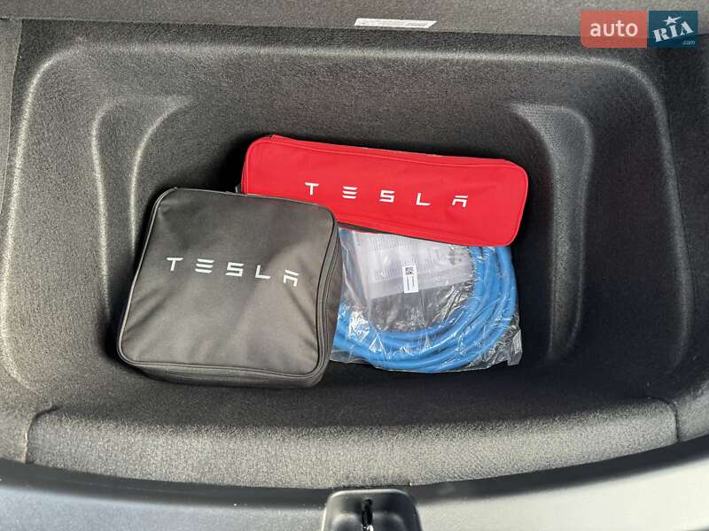Позашляховик / Кросовер Tesla Model Y 2024 в Ковелі фото 28 Позашляховик / Кросовер Tesla Model Y 2024 в Ковелі