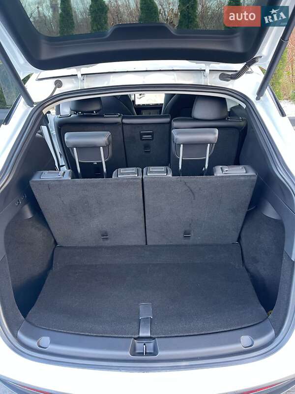 Внедорожник / Кроссовер Tesla Model Y 2021 в Богородчанах