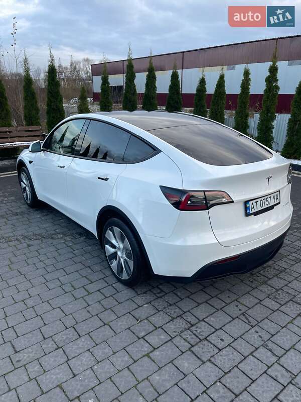 Внедорожник / Кроссовер Tesla Model Y 2021 в Богородчанах