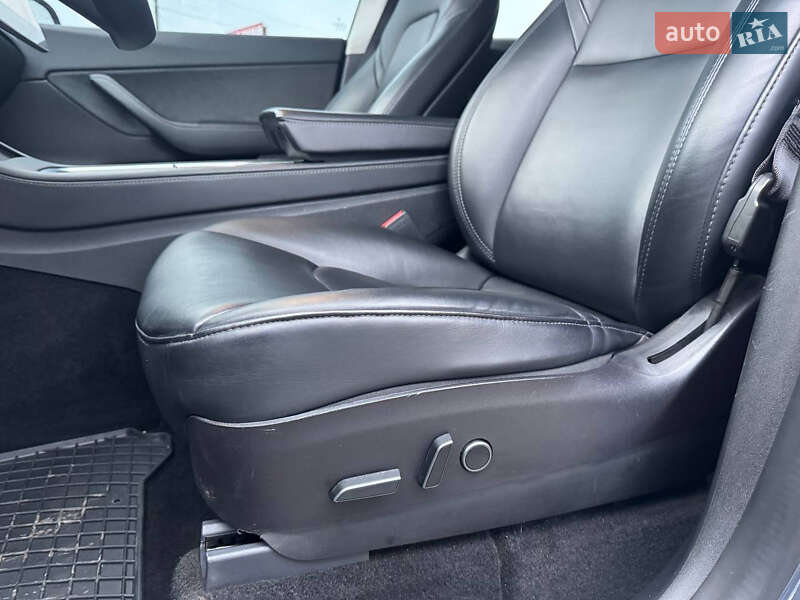 Внедорожник / Кроссовер Tesla Model Y 2021 в Стрые фото 52 Внедорожник / Кроссовер Tesla Model Y 2021 в Стрые