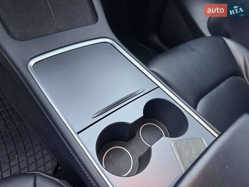 Внедорожник / Кроссовер Tesla Model Y 2021 в Стрые фото 62 Внедорожник / Кроссовер Tesla Model Y 2021 в Стрые