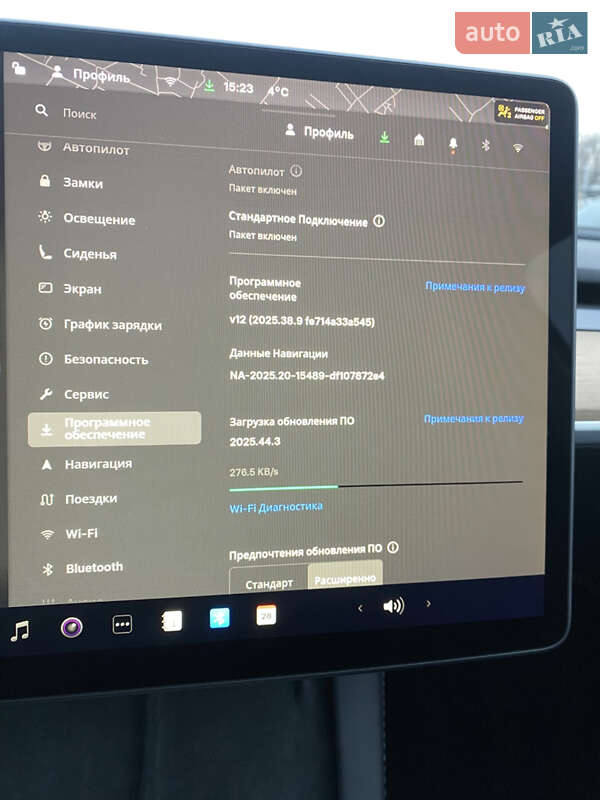 Внедорожник / Кроссовер Tesla Model Y 2025 в Киеве