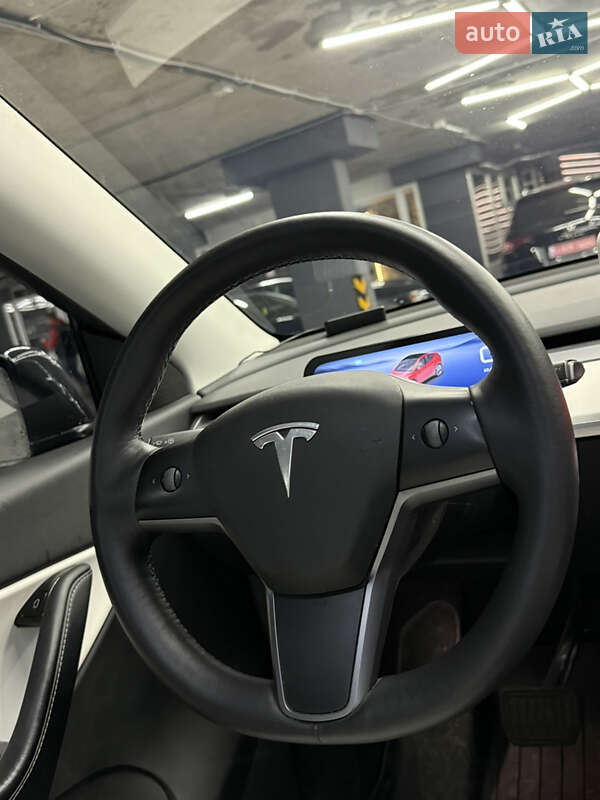 Внедорожник / Кроссовер Tesla Model Y 2021 в Одессе