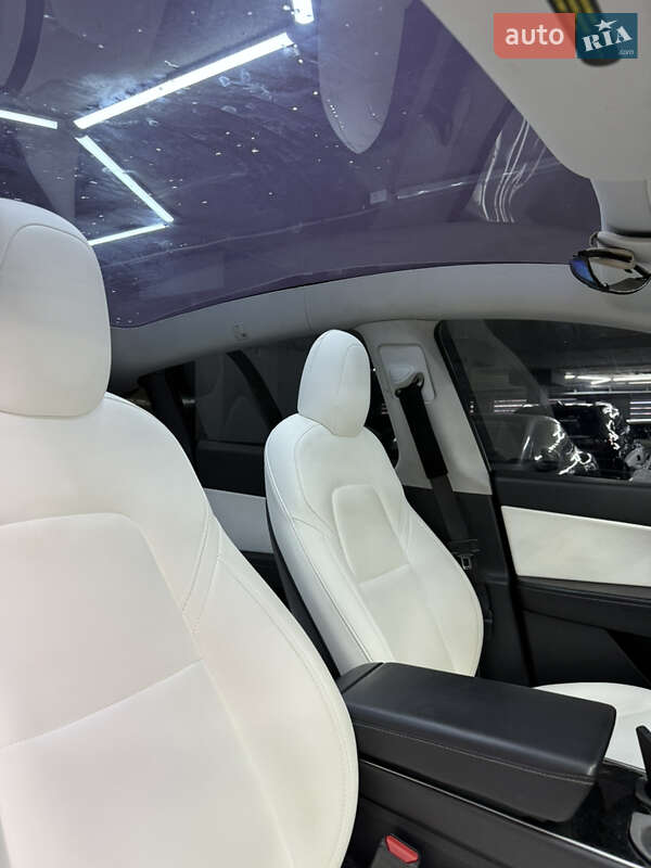 Внедорожник / Кроссовер Tesla Model Y 2021 в Одессе