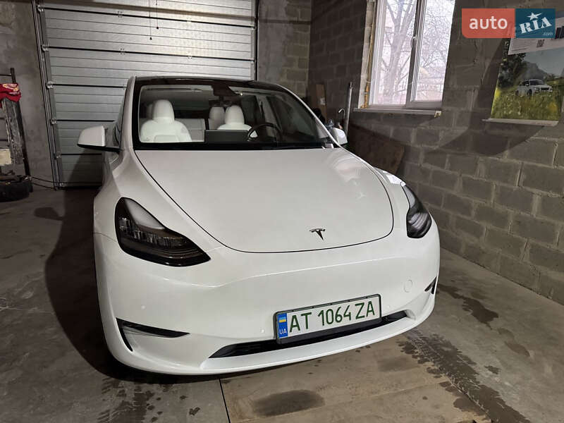 Внедорожник / Кроссовер Tesla Model Y 2021 в Коломые