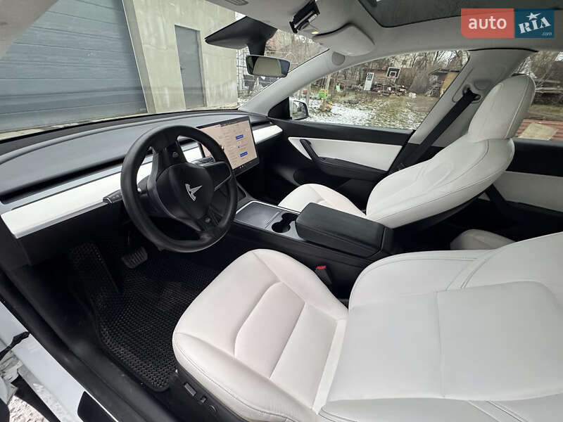 Внедорожник / Кроссовер Tesla Model Y 2021 в Коломые