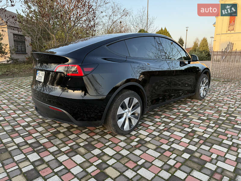 Внедорожник / Кроссовер Tesla Model Y 2023 в Днепре