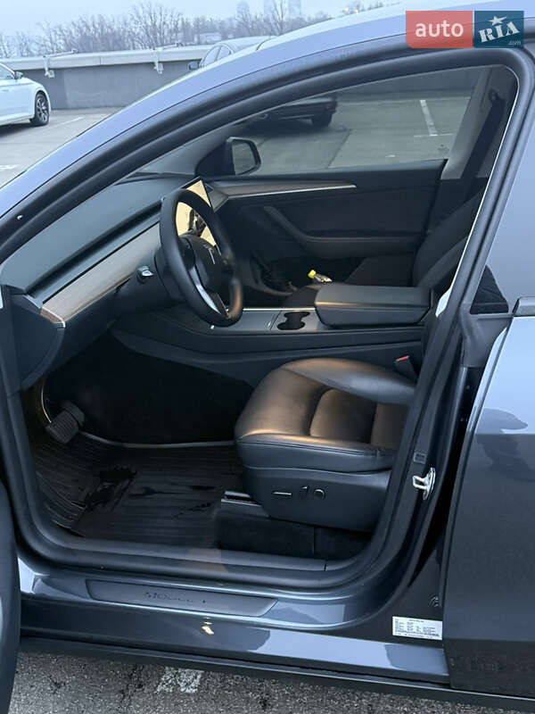 Позашляховик / Кросовер Tesla Model Y 2023 в Києві