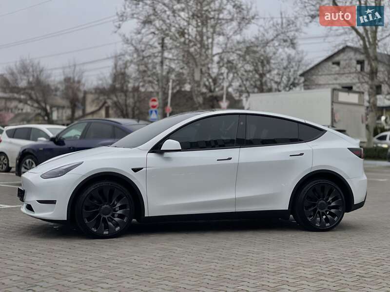 Внедорожник / Кроссовер Tesla Model Y 2023 в Одессе