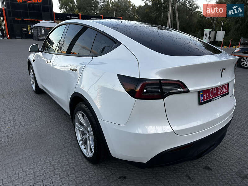 Позашляховик / Кросовер Tesla Model Y 2023 в Полтаві