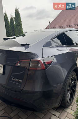 Позашляховик / Кросовер Tesla Model Y 2021 в Києві фото 6 Позашляховик / Кросовер Tesla Model Y 2021 в Києві