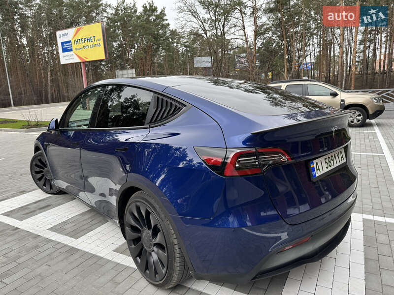 Внедорожник / Кроссовер Tesla Model Y 2023 в Киеве