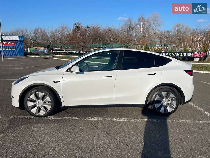 Внедорожник / Кроссовер Tesla Model Y 2022 в Киеве фото 3 Внедорожник / Кроссовер Tesla Model Y 2022 в Киеве