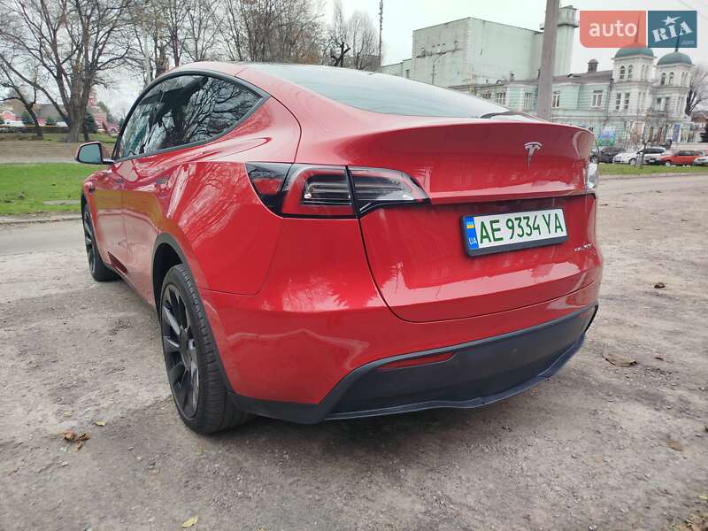 Позашляховик / Кросовер Tesla Model Y 2023 в Кам'янському