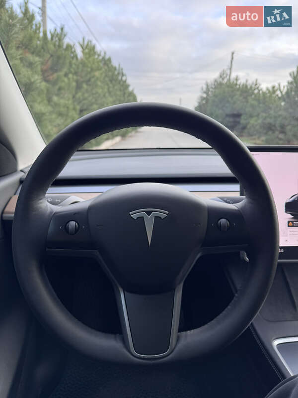 Внедорожник / Кроссовер Tesla Model Y 2022 в Днепре фото 21 Внедорожник / Кроссовер Tesla Model Y 2022 в Днепре