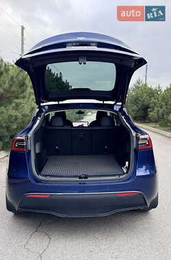 Внедорожник / Кроссовер Tesla Model Y 2022 в Днепре