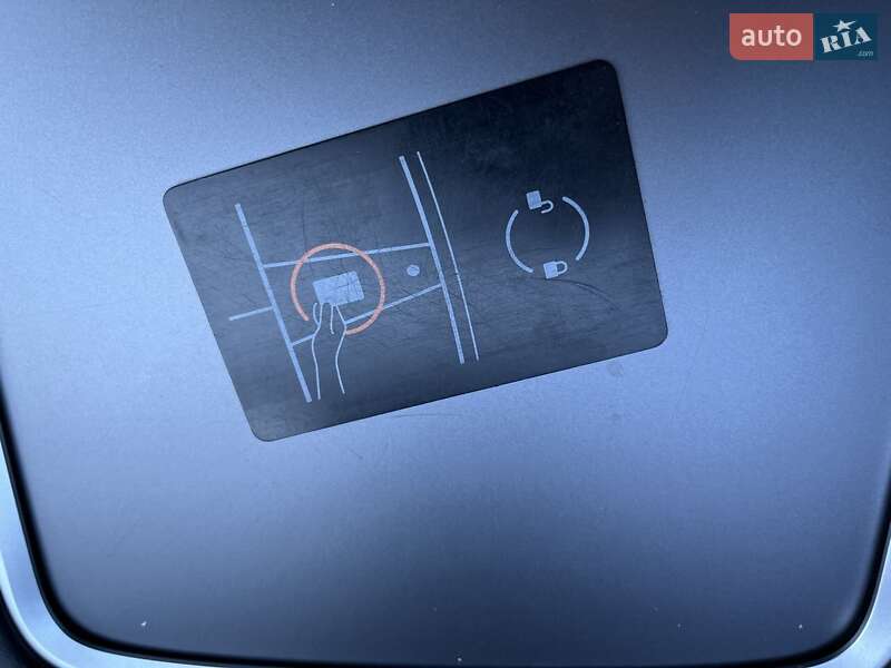 Внедорожник / Кроссовер Tesla Model Y 2023 в Луцке