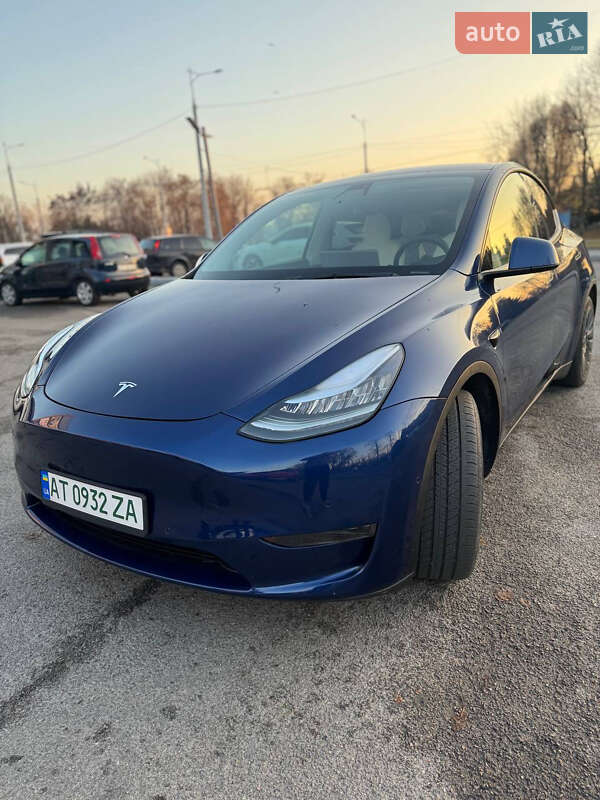 Внедорожник / Кроссовер Tesla Model Y 2021 в Днепре