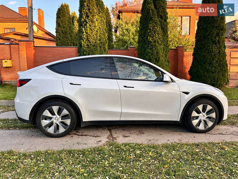 Внедорожник / Кроссовер Tesla Model Y 2020 в Киеве фото 36 Внедорожник / Кроссовер Tesla Model Y 2020 в Киеве