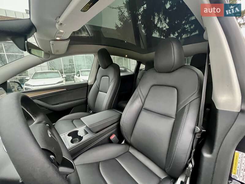 Внедорожник / Кроссовер Tesla Model Y 2024 в Киеве фото 17 Внедорожник / Кроссовер Tesla Model Y 2024 в Киеве