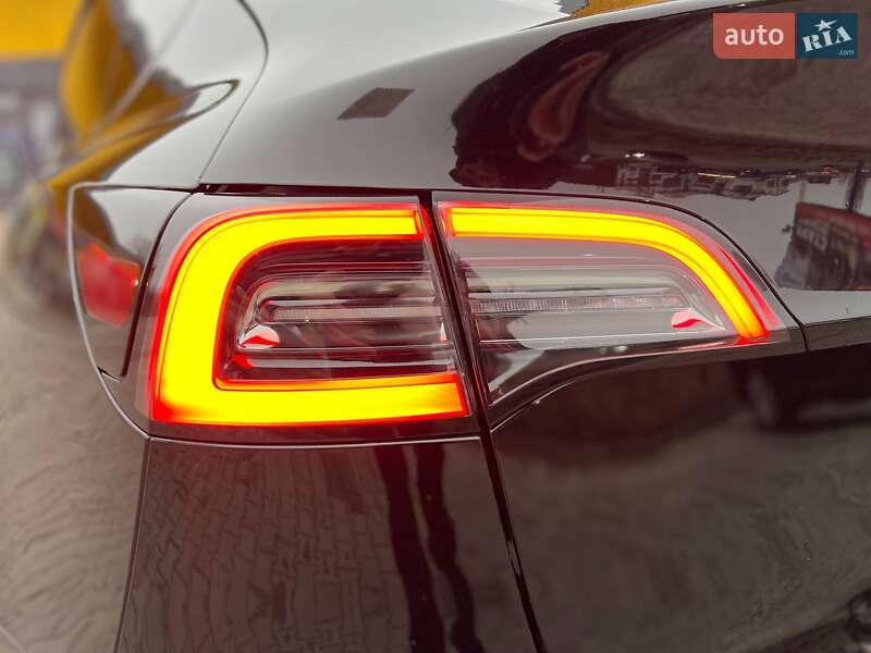 Внедорожник / Кроссовер Tesla Model Y 2024 в Киеве фото 21 Внедорожник / Кроссовер Tesla Model Y 2024 в Киеве