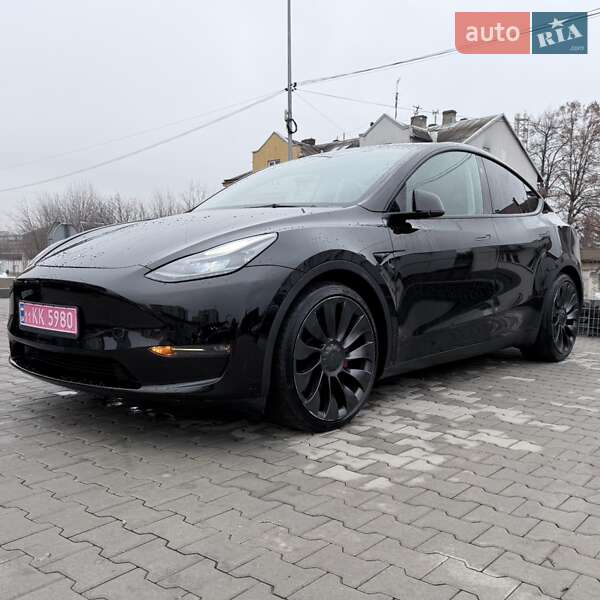 Внедорожник / Кроссовер Tesla Model Y 2023 в Львове фото 2 Внедорожник / Кроссовер Tesla Model Y 2023 в Львове