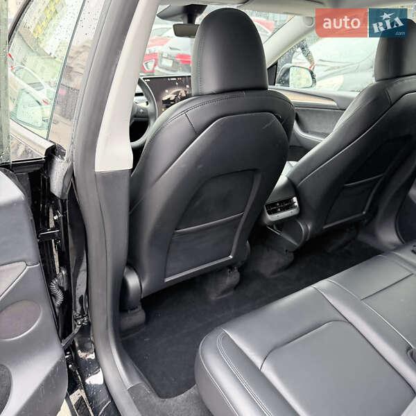 Внедорожник / Кроссовер Tesla Model Y 2023 в Львове фото 30 Внедорожник / Кроссовер Tesla Model Y 2023 в Львове