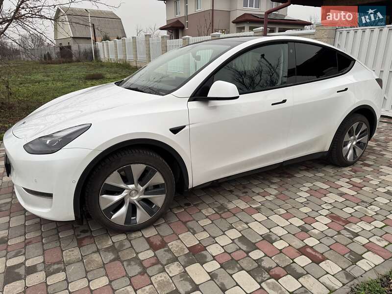 Tesla Model Y 2022 Tesla Model Y 2022