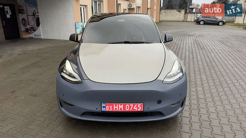 Внедорожник / Кроссовер Tesla Model Y 2021 в Луцке
